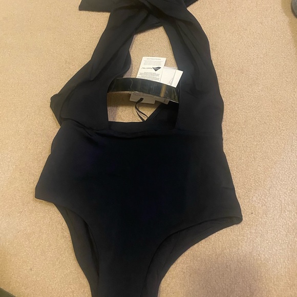 Moeva Never worn baiting suit - Picture 3 of 11